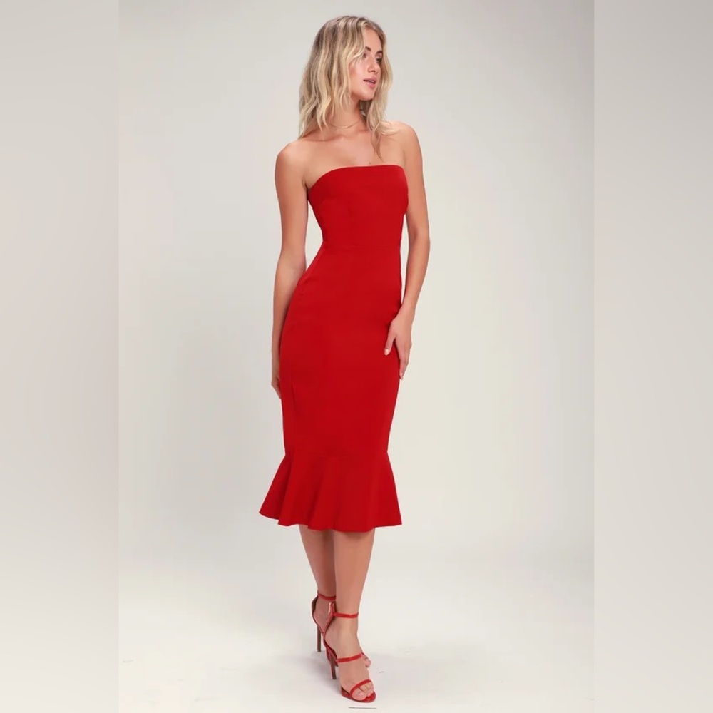 BB Dakota Light My Fire Red Strapless Midi Dress